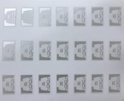 Высокая точность автоматической 4-машины для маркировки RFID лист бумаги