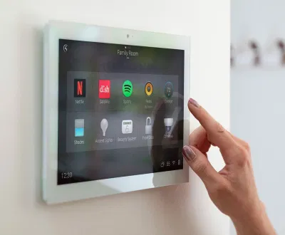 Сенсорный экран с функцией распознавания лиц и доступом к системе Android 7 дюйма Компьютер-монопод