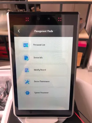WiFi NFC карт распознавания терминал с настенный кронштейн