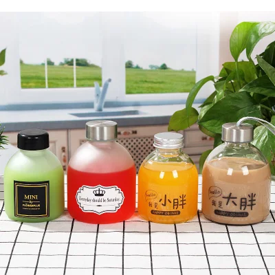 Hot Sell 250ml 350ml 500ml Glass Drinking Bottle Tea Juice Beverage Packaging Bottle with Plastic Straw