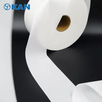 Svuotare la carta filtrante per sacchetti di tè