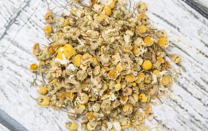 Health Food Herbal Tea Dried Chamomile Flowers for Extract Tea Blending