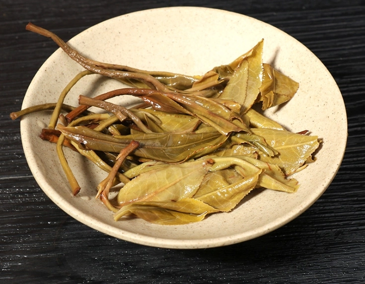 The First Grade Fresh Pu&prime;er Tea Loose Tea