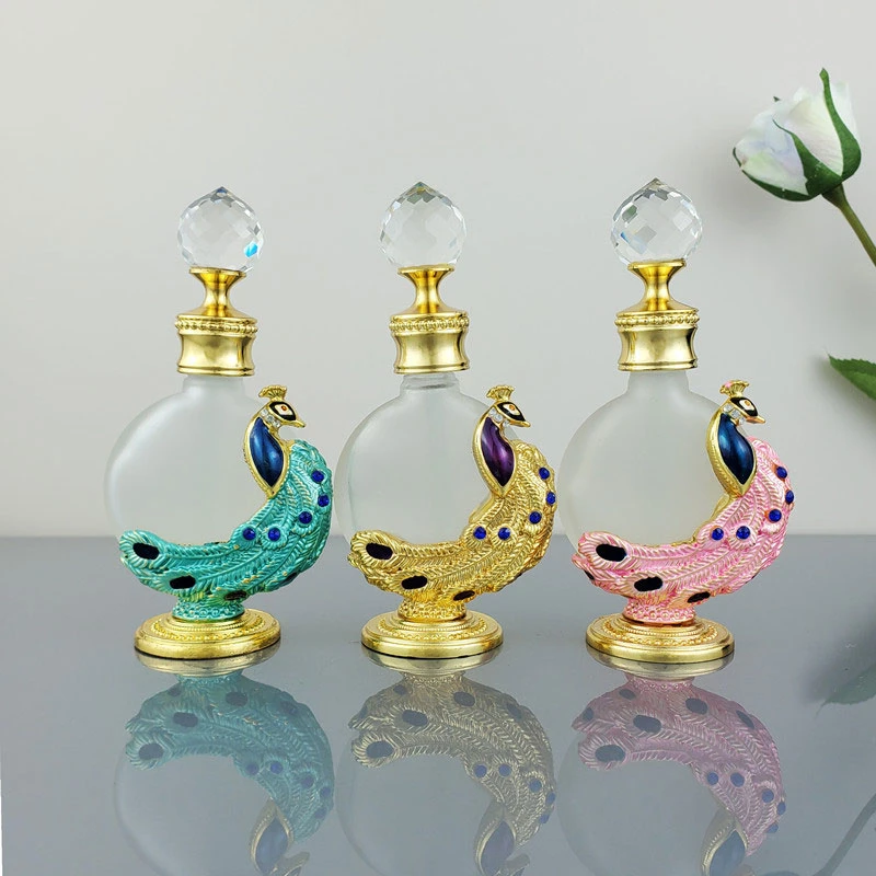 Dubai Essence Dispenser Bottle Middle East Essential Oil Glass Bottle Net Red Darjeeling Tea Alloy Peacock Perfume Empty Bottle