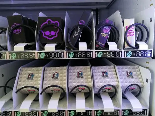 Lipstick Vending Machine Huge Capacity Facial Mask Remover Vending Machine