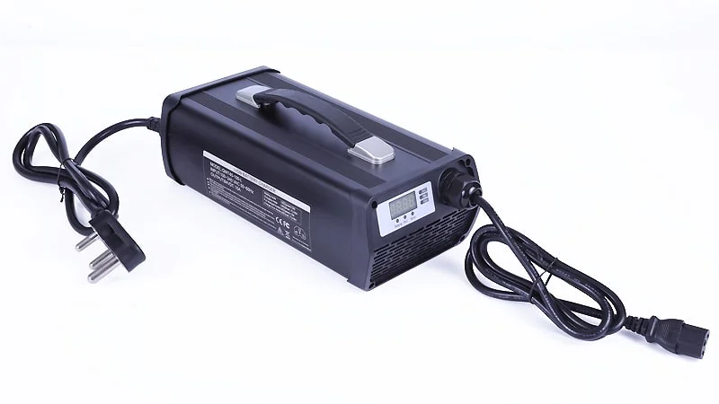 AC 220V 60V 20A 1500W Chargers Portable for SLA /AGM /VRLA /Gel Lead Acid Batteries for Golf Cart Battery EV Car Charger