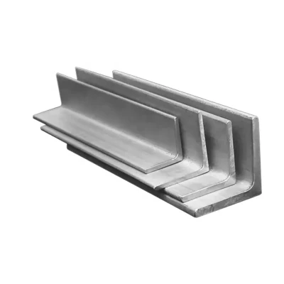 Acciaio al carbonio traforato a taglio S235JR S275jr S355JR A572 Q235 Barra angolare per porta garage