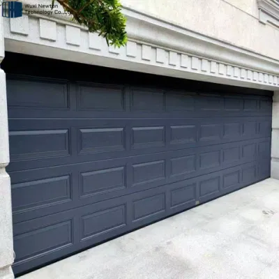 Porte per garage personalizzate con porta pedonale