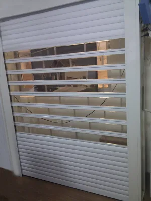 Portello a cristallo trasparente dell&prime;otturatore del rullo del policarbonato del PC