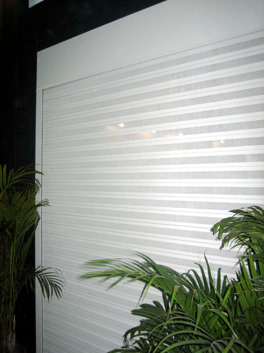 Industrial Exterior or Aluminum Electric Overhead Garage Roller Shutter Security Door