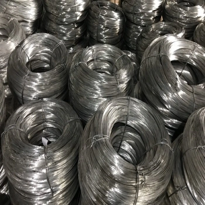 Coil Packing Electric Galvanized Steel Wire 1.8 mm 2.0 mm 2.5 mm for Nails Manufacturing Tyre Steel Wire Scrap