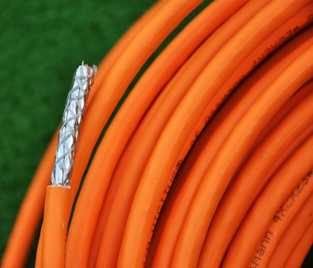 Cat7 Bulk Ethernet Data Cable S/FTP Solid Bare Copper 600MHz