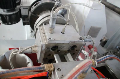 Materiali di rigonfiamento PVC filo elettrico cavo tubo cavo tubo tubo cavo tubo cavo cavo cavo tubo cavo Linea di produzione per estrusione di condotti