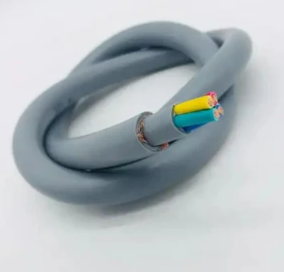 Catena di trascinamento a 4 nuclei con conduttore in rame flessibile da 1.5 mm Trvp Cavo