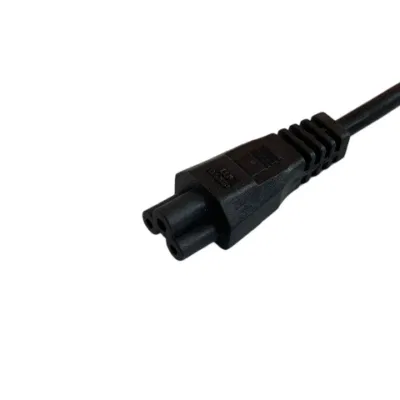 Cavo CA con spina principale del cavo del bollitore UK a 3 pin di fabbrica Con estremità femmina per cavo di alimentazione per computer portatile