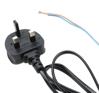 Cavo CA con spina principale del cavo del bollitore UK a 3 pin di fabbrica Con estremità femmina per cavo di alimentazione per computer portatile