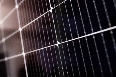 Sistema di pannelli di energia solare generano energia elettrica conservazione