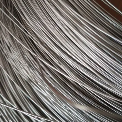 Saldatura AISI ASTM Soft AISI JIS SUS 304/304L trafilata a freddo Filo in acciaio inox lucidato con diametro di 0,13mm-3mm Produttore personalizzato di bobina