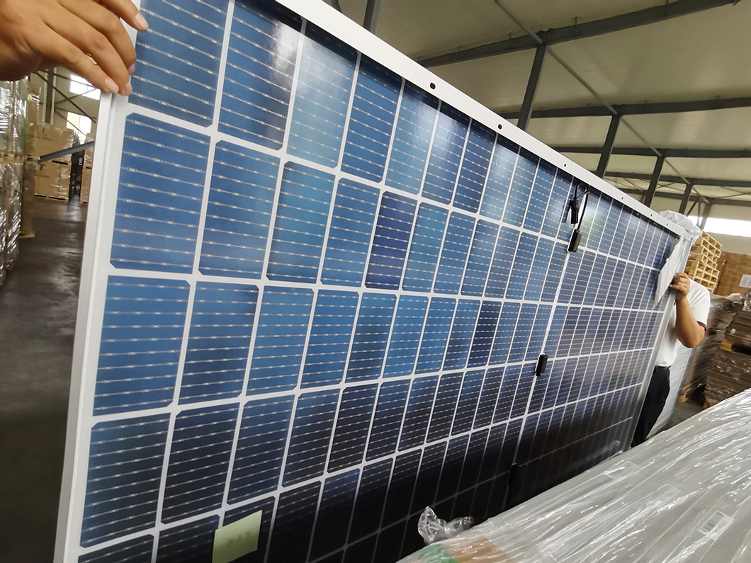 TUV CE Bis ISO CQC Certificates Double Sides 545 Watt Solar Photovoltaic Cells Generate Electricity From Sun