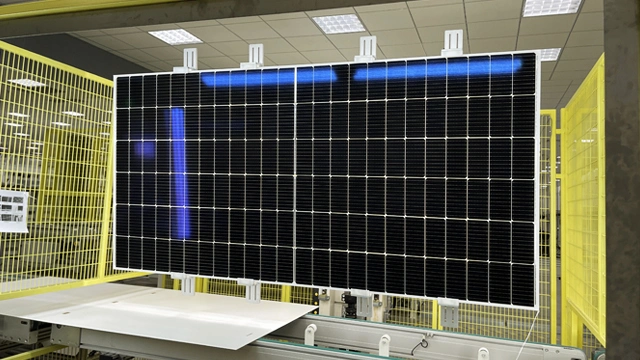 Sunpal All Black Design A Grade Ground Solar Panels 400W 410W 420W 430W Mono Perc PV Solar Panel Module