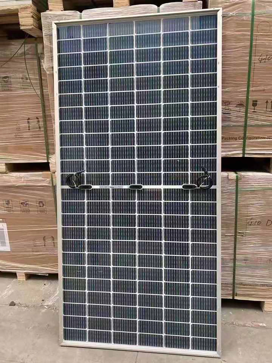 Two Sides Mono Solar PV Module to Generate Electricity for Big Solar Power Project