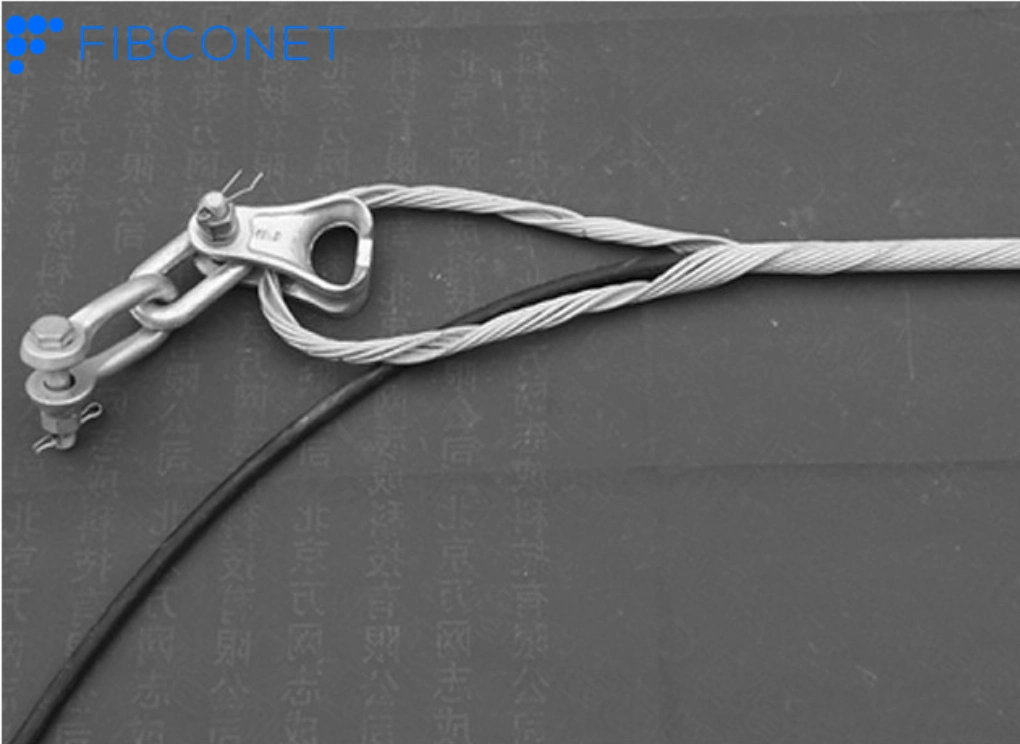 Steel Twisted Cable Covered with Aluminum as The Main Materials Fiber Optic Tension Clamp