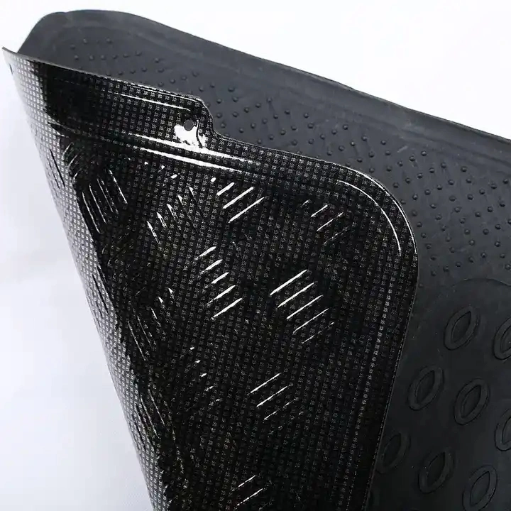 Universal Fit 4-Piece Metallic Design Car Floor Mat - (Black)