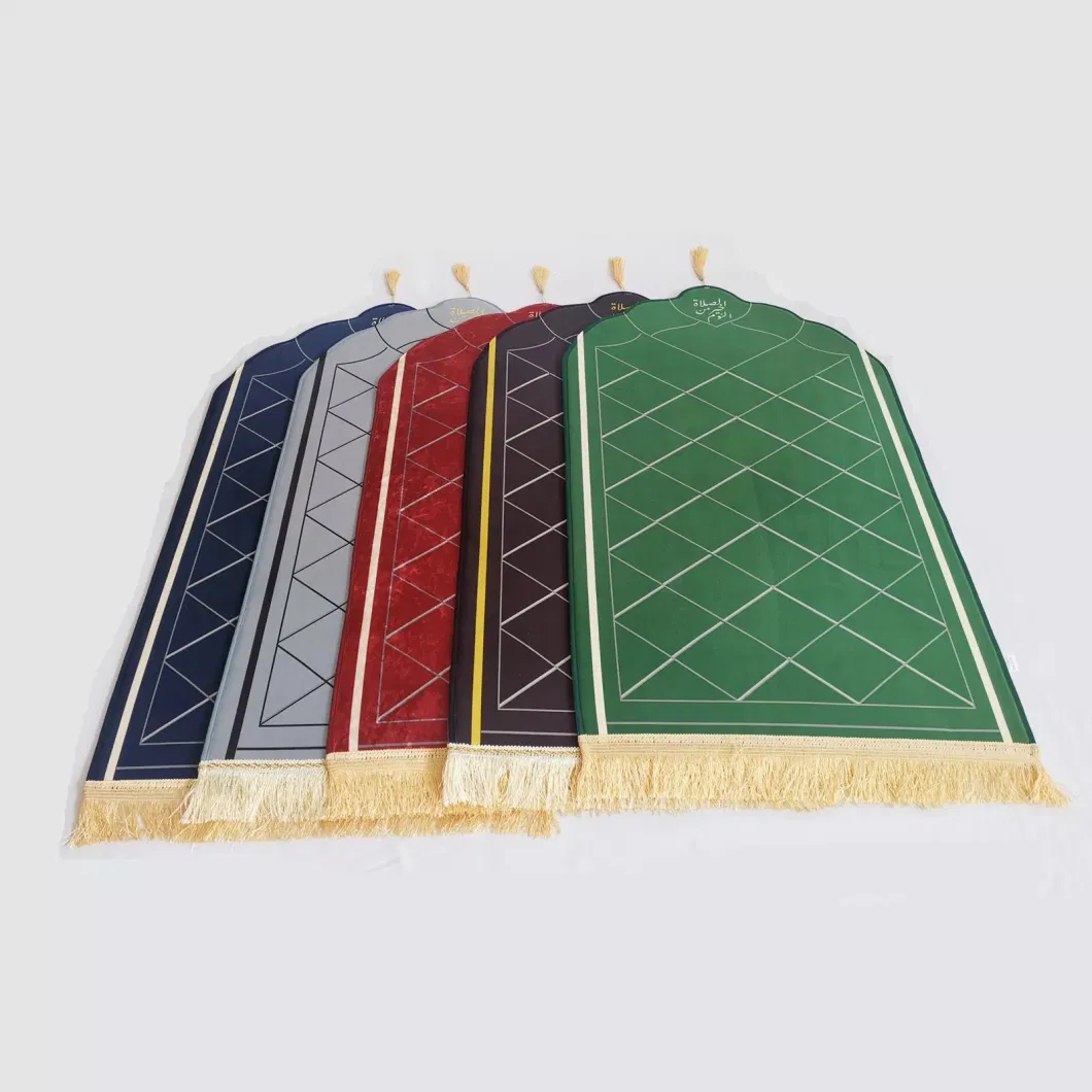 Beautiful Special Shaped Prayer Mat Islamic Prayer Mat Foldable Muslim Mat for Kids