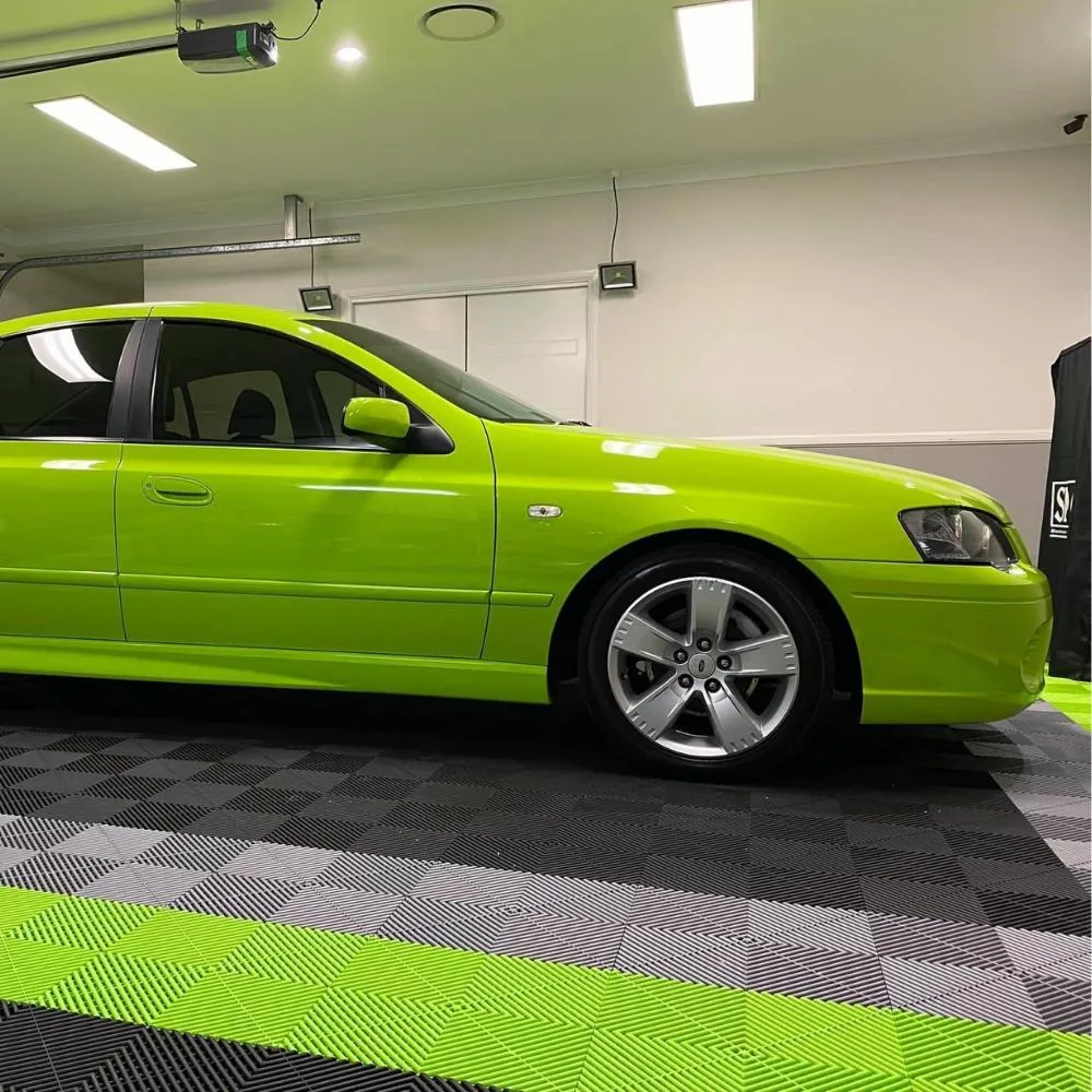 40X40X1.8cm PP Plastic Non-Slip Interlocking Garage Floor Tiles Drainage Mats for Basement Swimming Car Parking