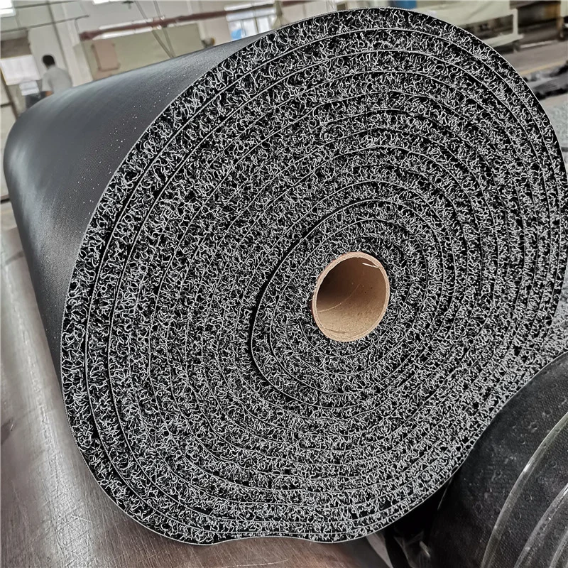 Wear Resistant Non Slip PVC Coil Mat Floor Carpet/PVC Car Carpet/Plastic Gold Mining Moss Mat Grass Carpet with Spaghetti/Waterproof PVC Vinyl Outdoor Coil Mat