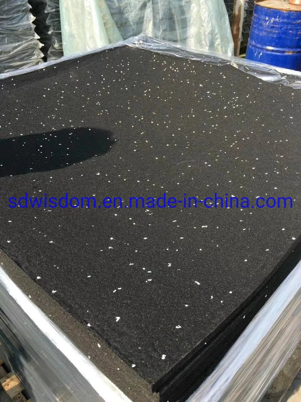 Gym Composite Floor Rubber Mat Reclaimed Shake-Proof Laminated Rubber Carpet Playground Flooring Mat