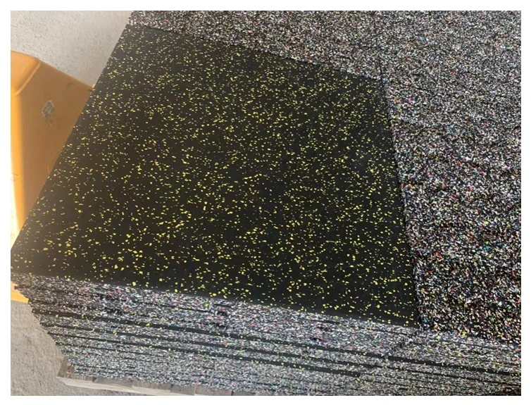 High Quality EPDM Rubber Flooring Interlock Colorful Fleck Rubber Gym Mat