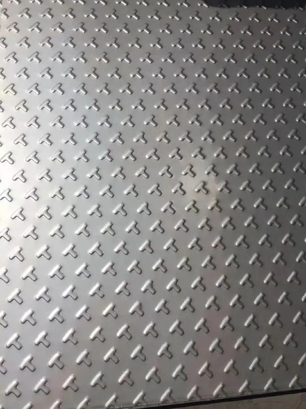 Customized 304 316 Embossed Stainless Steel Checkered Plate