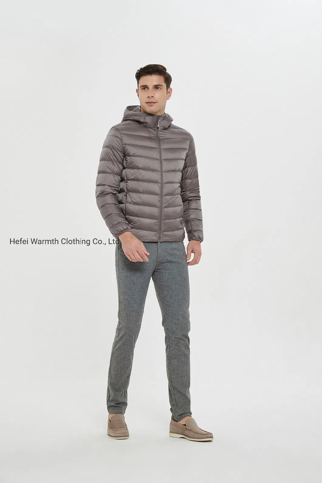 Clothing Manufacturers Men&prime;s Thickened Down Jacket Winter Warm Down Coat