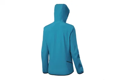 China personalizados de la fábrica de ropa exterior de la moda mujer ropa deportiva con capucha con cremallera completa chaqueta Softshell de lluvia del invierno chaqueta