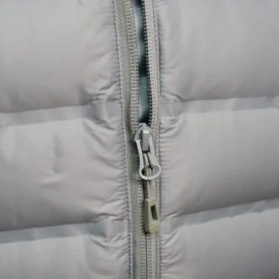  OEM Chaqueta de algodón acolchada de tela de canal de alta calidad personalizada para hombres