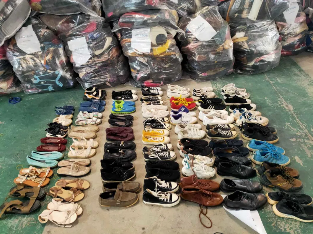 Mixed Second Hand Clothes Bulk in Bales 45kg Children, Men and Women Clothes Container to Africa High Quality Grade a Bundle China Wholesale Price Used Clothing