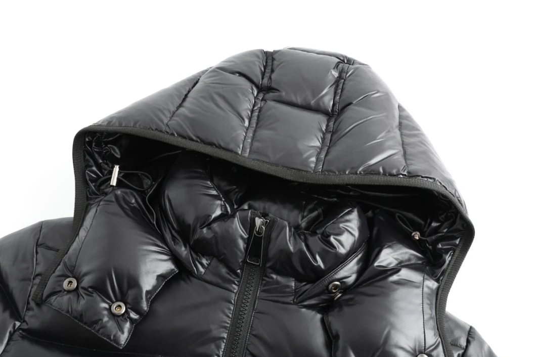 Ten Years Factory Supplier Fashion and Fit Laides Black Down Jacket in Winter Outdoor Wearing