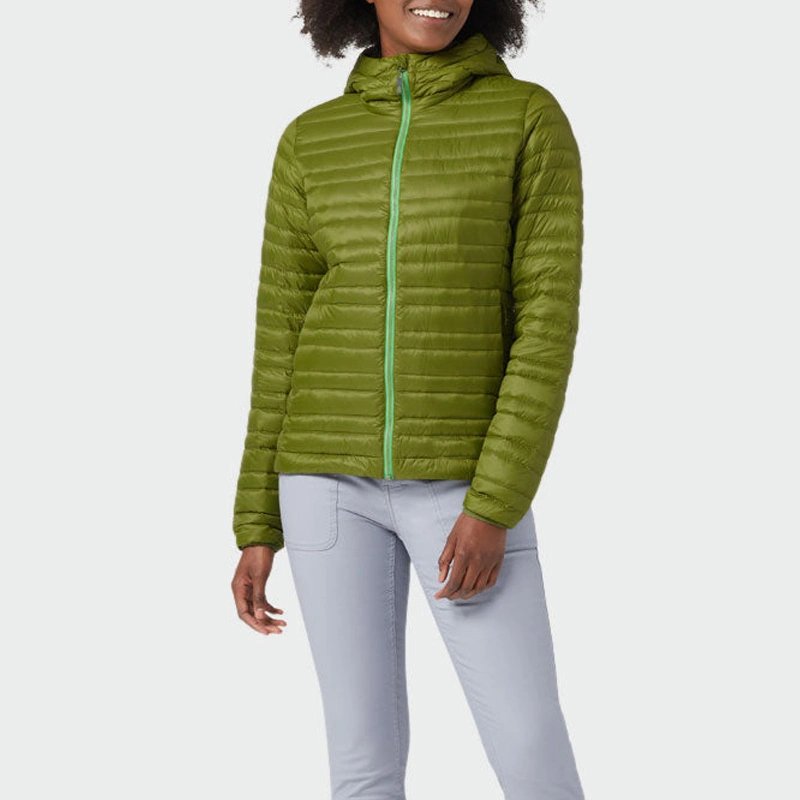 Custom Lightweight Windproof Slim Fit Winter Coat Women&prime;s Quilted Jackets