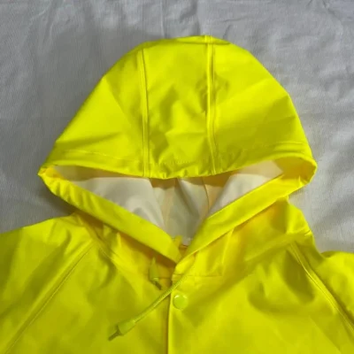 Impermeabile di sicurezza riflettente ignifugo giallo Hivis anti-pioggia statica Giacca