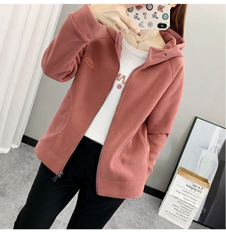 Autumn and Winter Outdoor Warm Fleece Jacket Women&prime; S Coat Sports