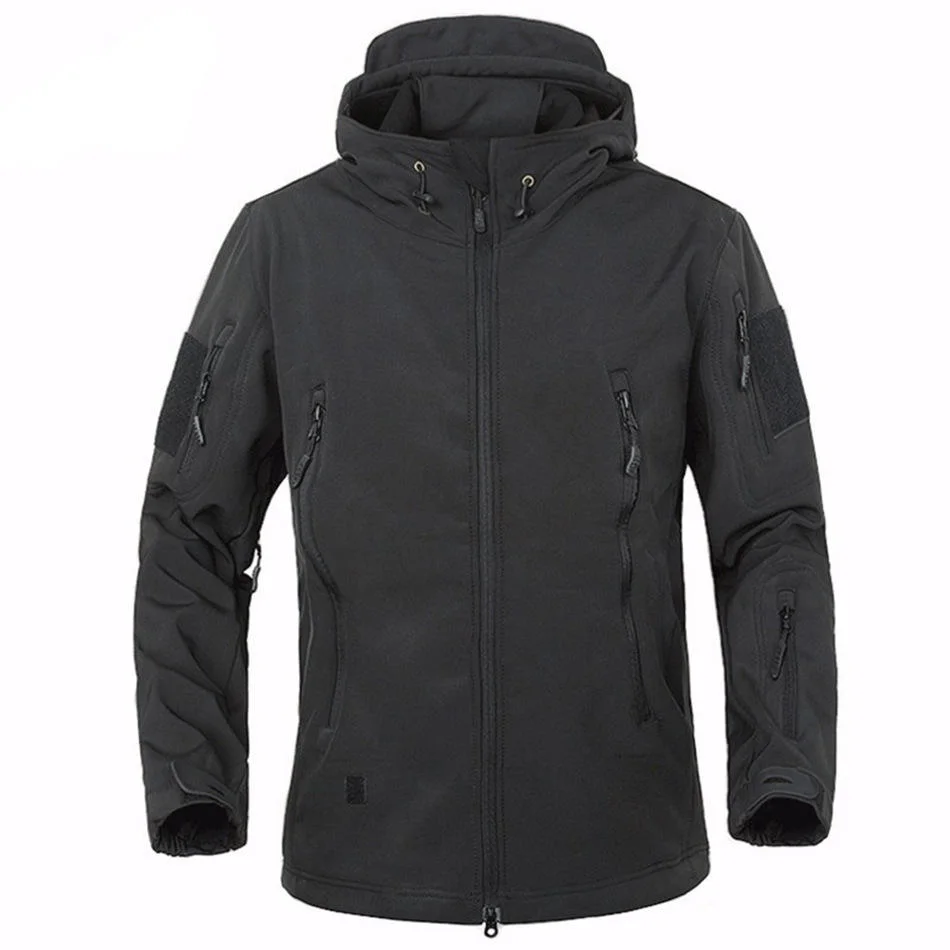 Wholesale Men&prime;s Hooded Tactical Jacket Water Resistant Soft Shell Winter Coats