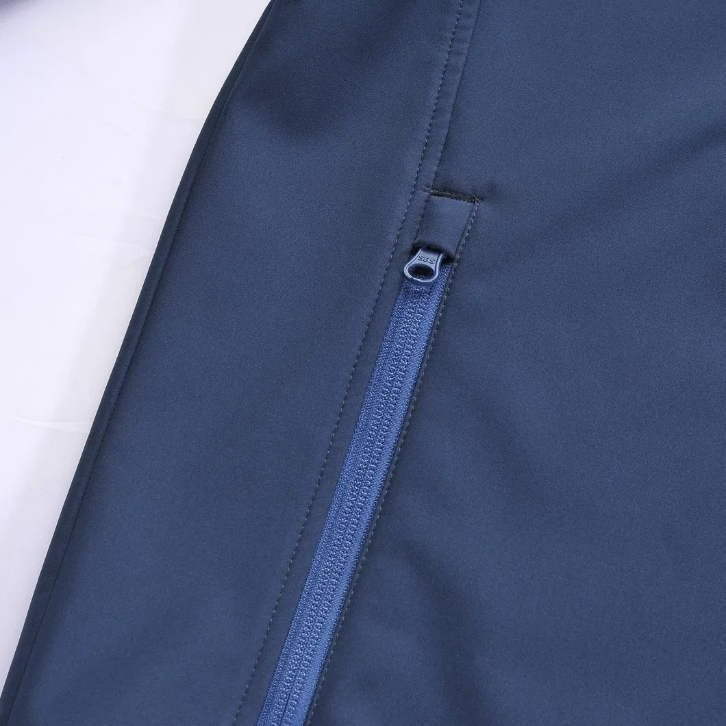Men Waterproof Windproof Breathable 75D Softshell Jacket with Hood
