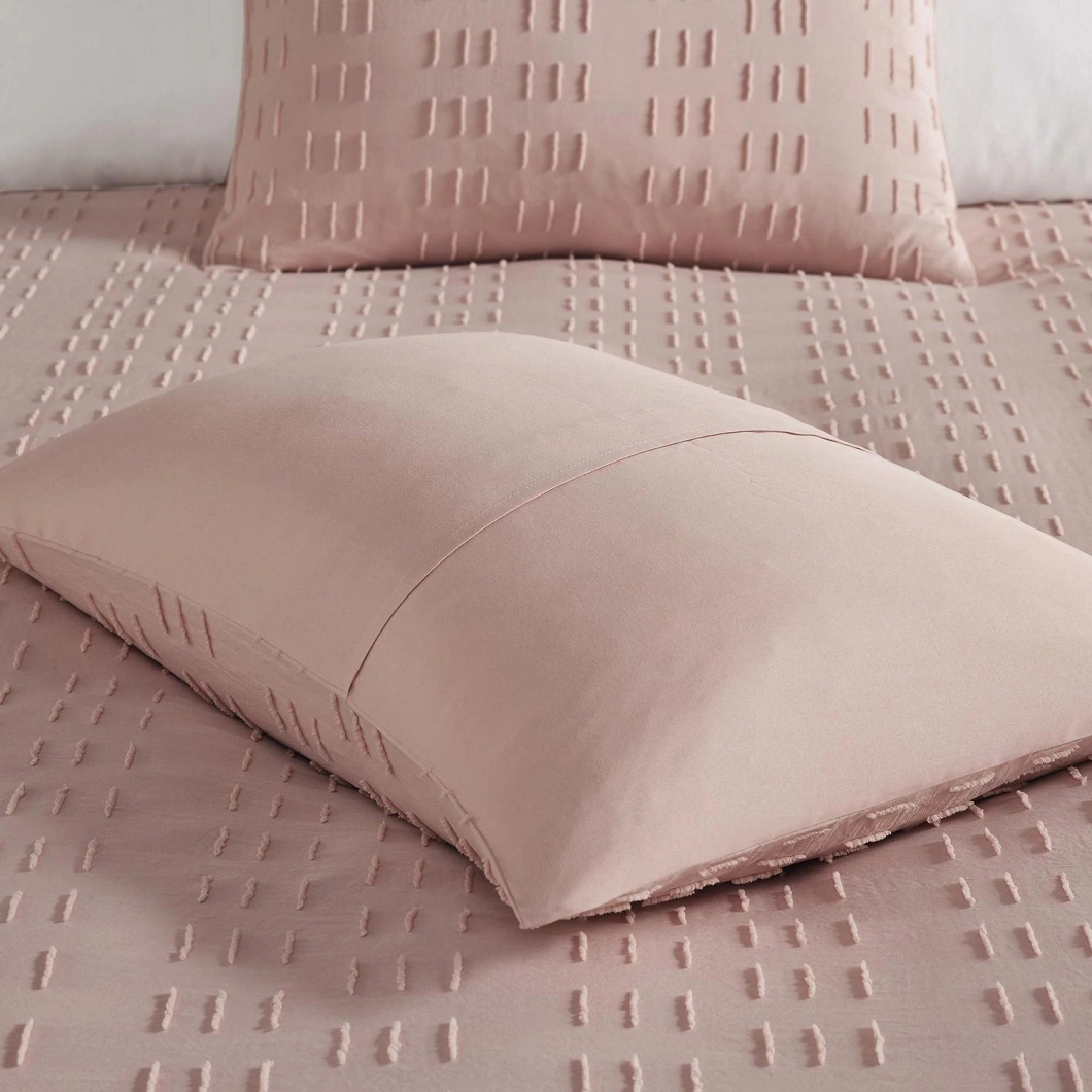New Luxury Pattern All Season Stripe Clipped Fabric Bedding Comforter Set High Quality 100% Polyester Pink Clip Jacquard Bed Duvet Cover Sets