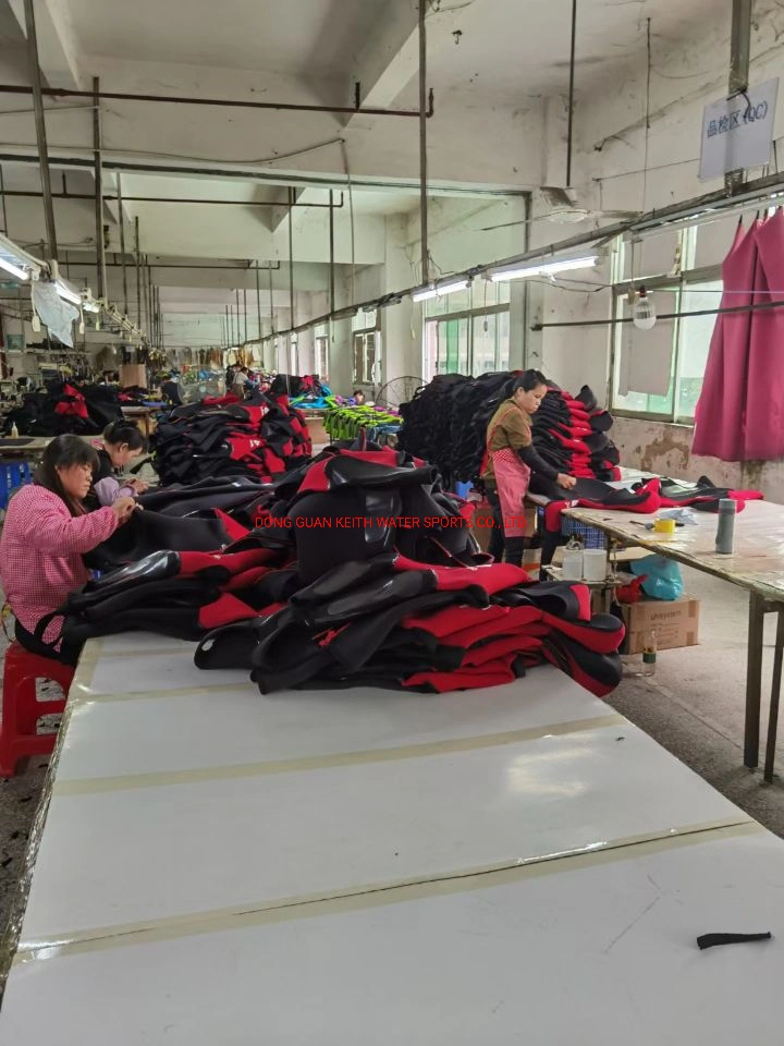 The Best Choice Manufacturer Factory in China for Neoprene Long Sleeve Wetsuits Top Wetsuit Jackets for Adult and Kids