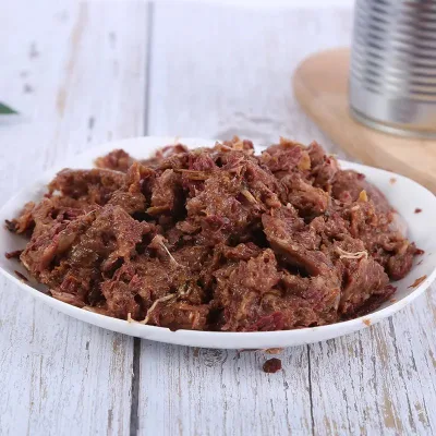 OEM Alto en proteínas Palatabilidad Pet Dog húmedo en lata Comida para mascotas