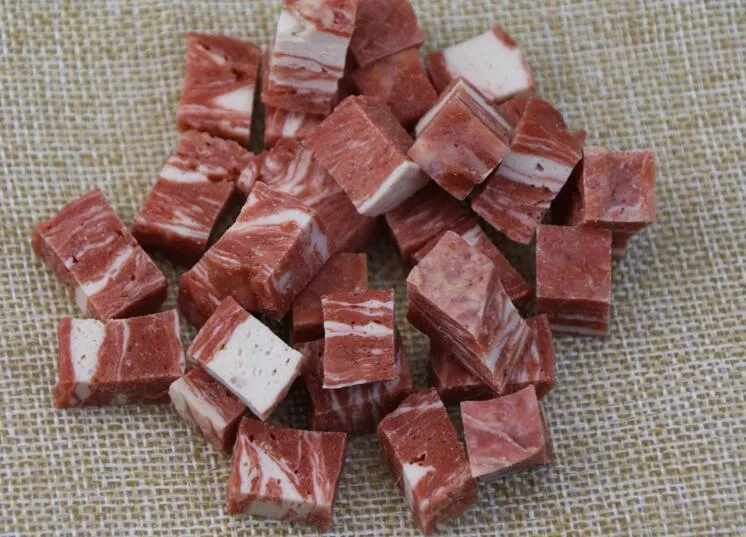 Fresh Raw Beef Cod Cube Pet Treats Dog Dry Snack