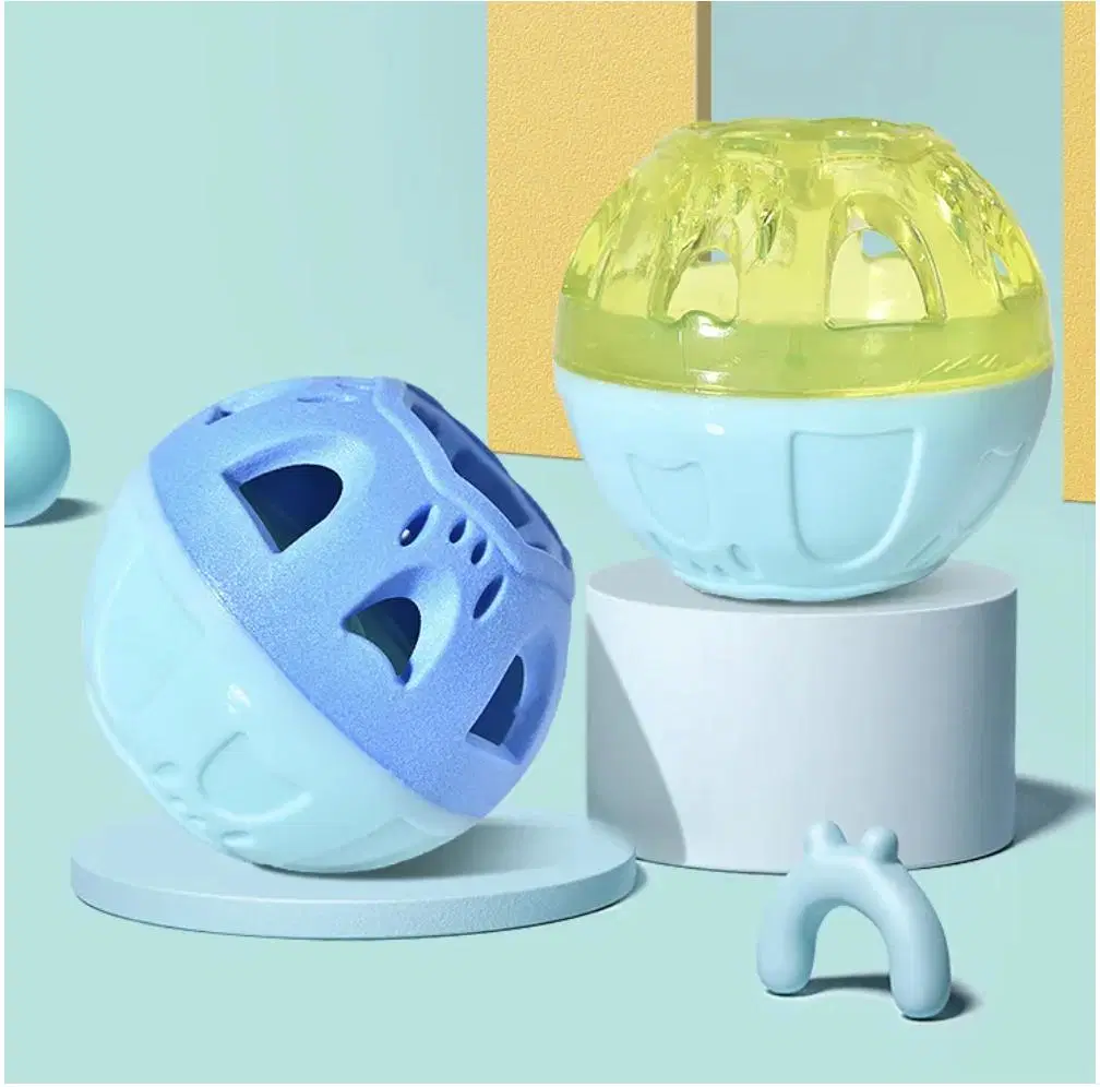 Pet Food Dispenser Dog Squeaky Toy Dog Leakage Treat Ball