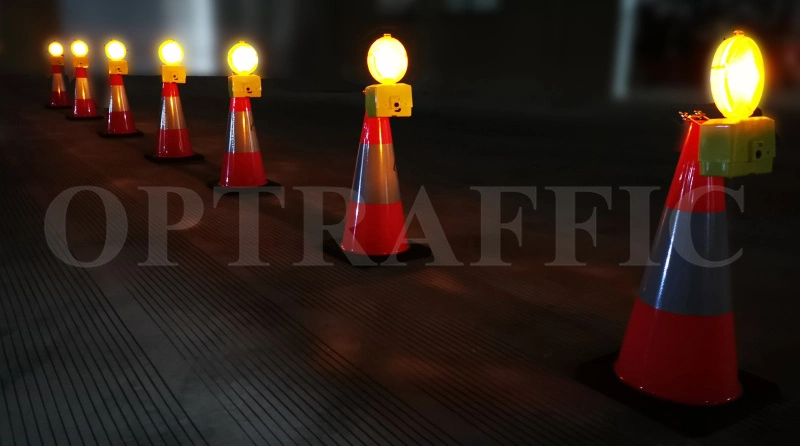 Emergency LED Battery Powered Yellow Strobe Warning Light, Road Construction Cone Traffic Light Flicker Beacon Lamp