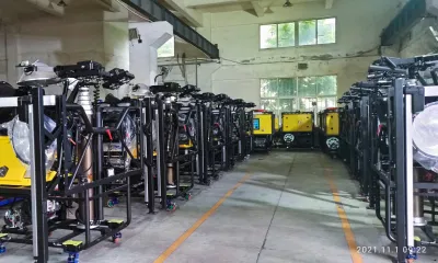  Luce torre mobile per la sicurezza del traffico di emergenza e soccorso (2700 W+1500 W+120 W)